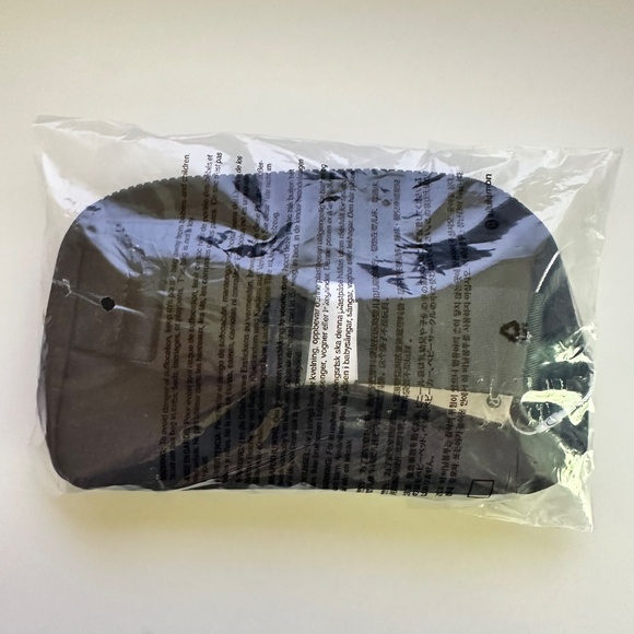 Lululemon Everywhere Belt Bag 1L - Black - NWT - Same Day Shipping  🚀 - Picture 7 of 8